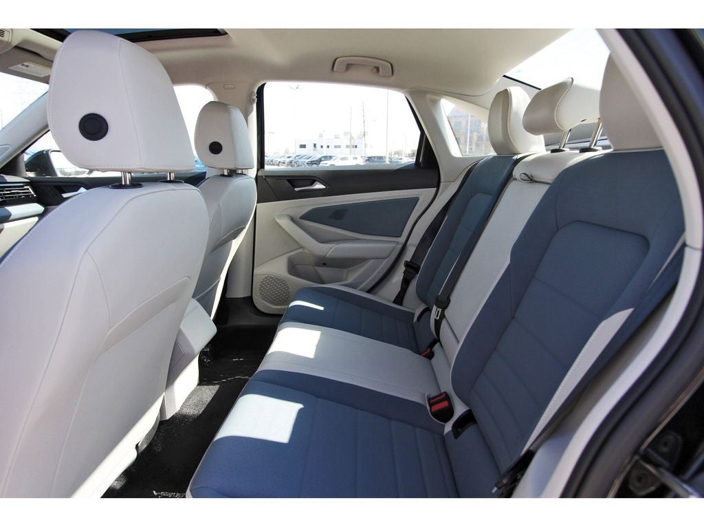 2025 Volkswagen Jetta 1.5T SE