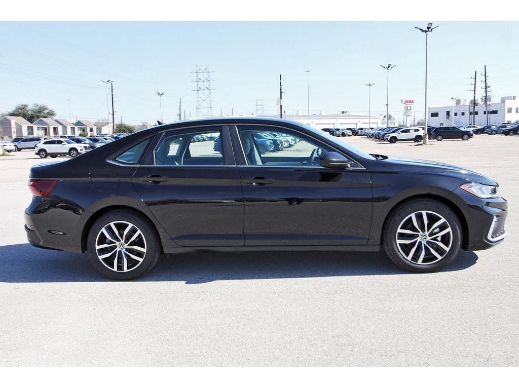 2025 Volkswagen Jetta 1.5T SE