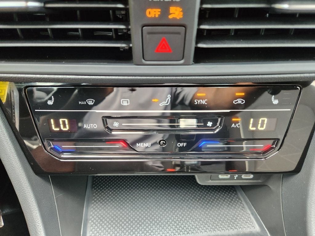 2026 Volkswagen Jetta Sport - Photo 13