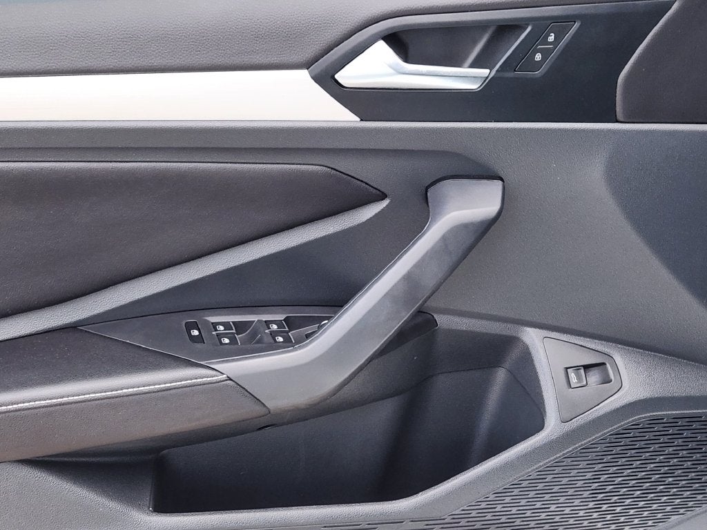 2026 Volkswagen Jetta Sport - Photo 17