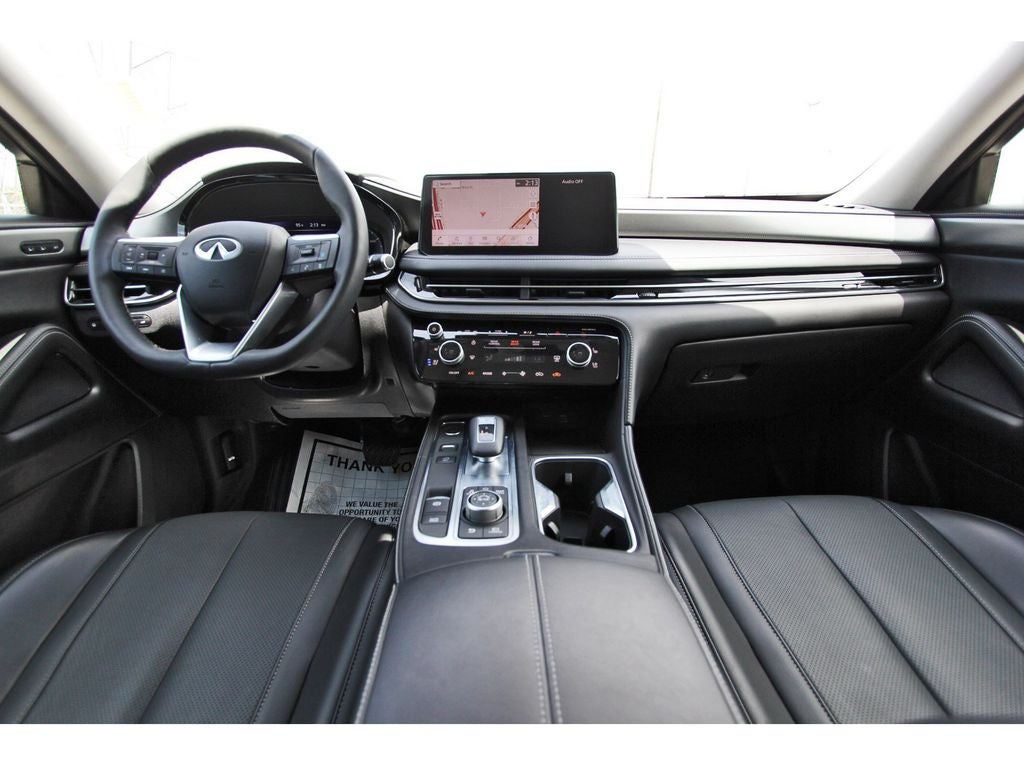 2022 INFINITI QX60 LUXE