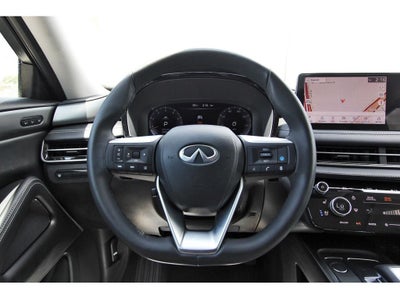 2022 INFINITI QX60 LUXE