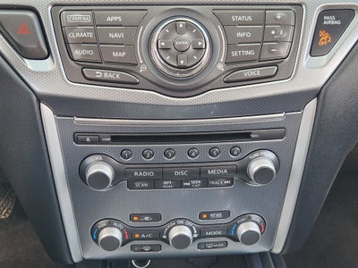 2017 Nissan Pathfinder SL
