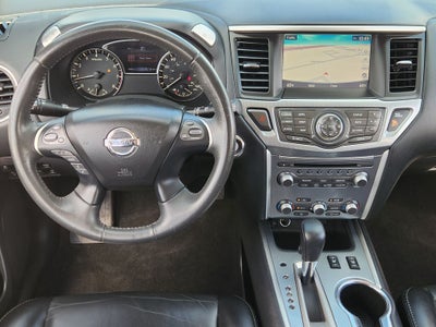 2017 Nissan Pathfinder SL
