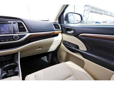 2019 Toyota Highlander Limited Platinum
