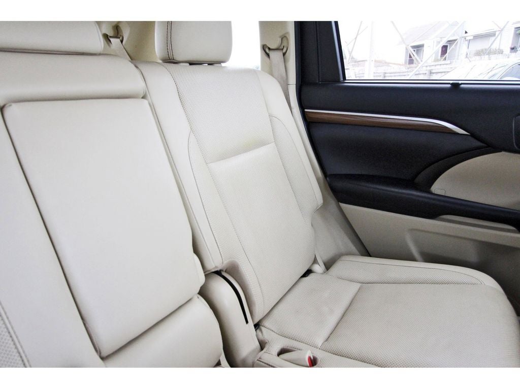 2019 Toyota Highlander Limited Platinum