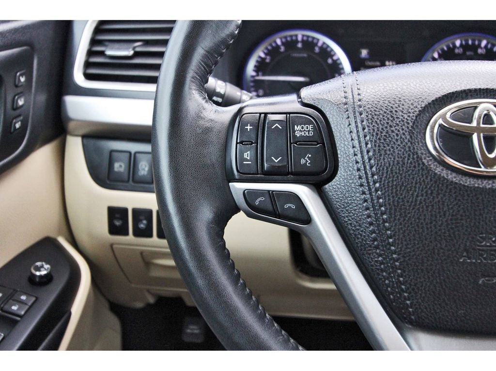 2019 Toyota Highlander Limited Platinum