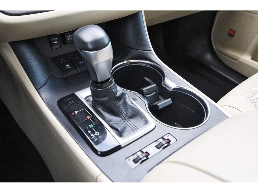 2019 Toyota Highlander Limited Platinum