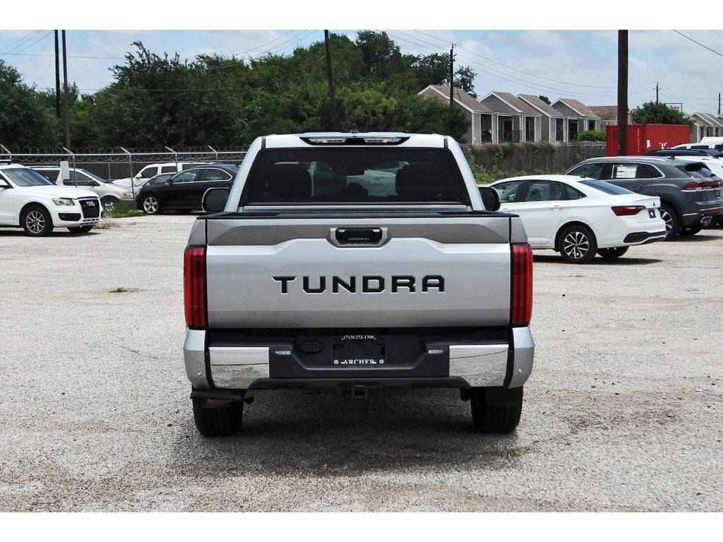 2023 Toyota Tundra SR5