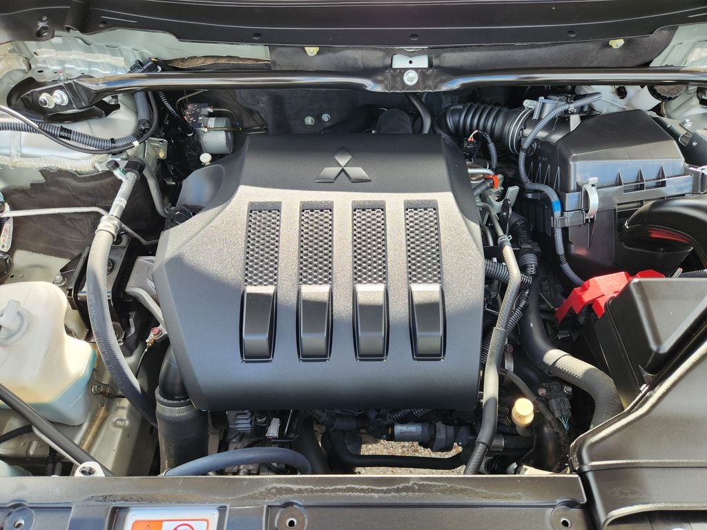 2024 Mitsubishi Eclipse Cross LE