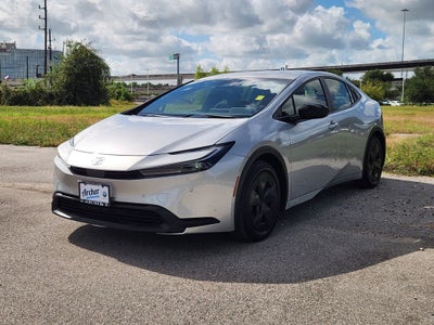 2025 Toyota Prius LE