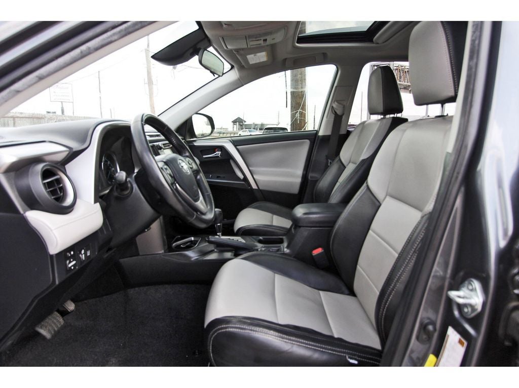 2018 Toyota RAV4 Hybrid XLE