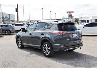 2018 Toyota RAV4 Hybrid XLE