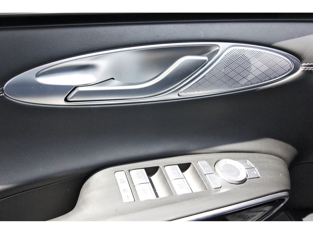 2025 Genesis GV70 2.5T