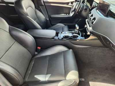 2022 Kia Stinger GT-Line