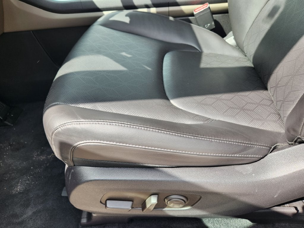 2025 Kia Carnival Hybrid EX