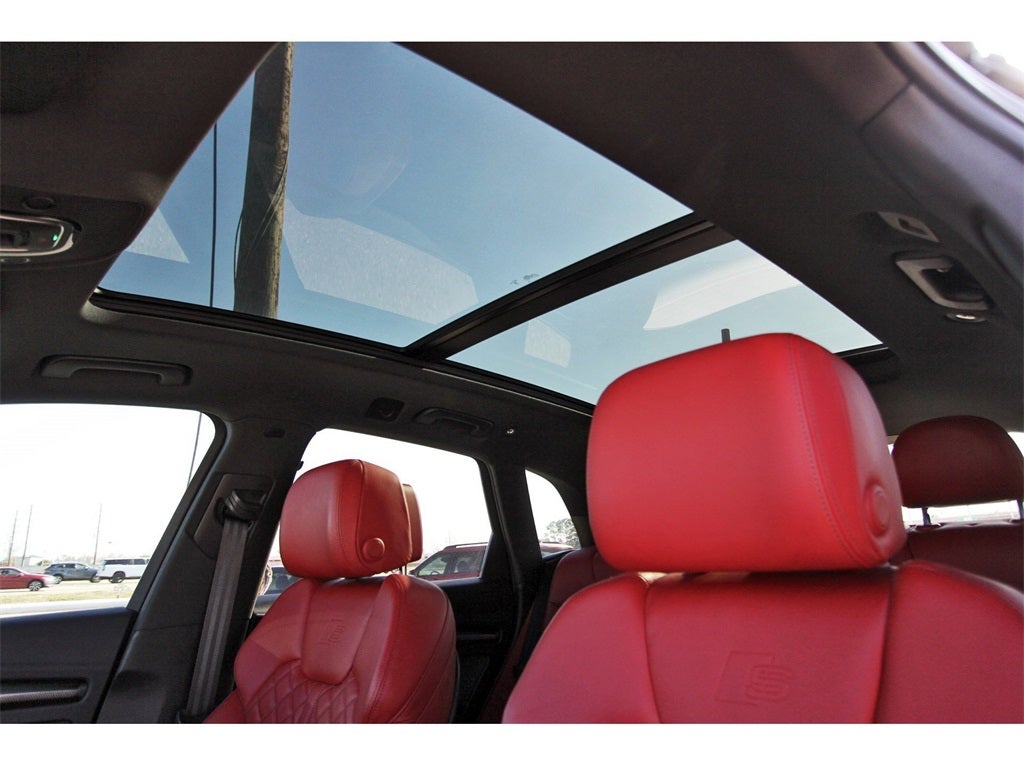 2023 Audi SQ5 Premium Plus quattro