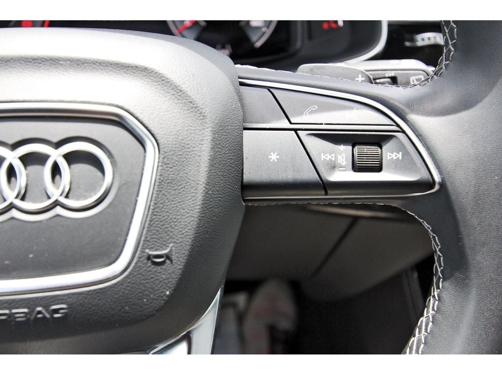 2025 Audi Q7 55 Premium Plus quattro