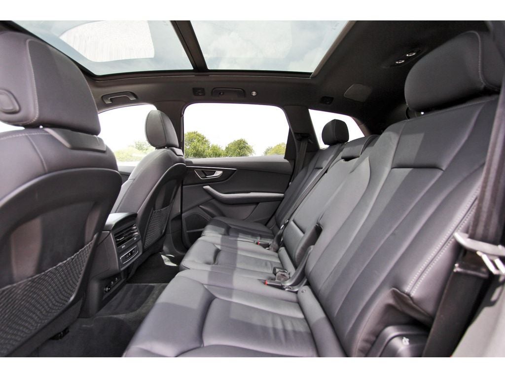 2025 Audi Q7 55 Premium Plus quattro