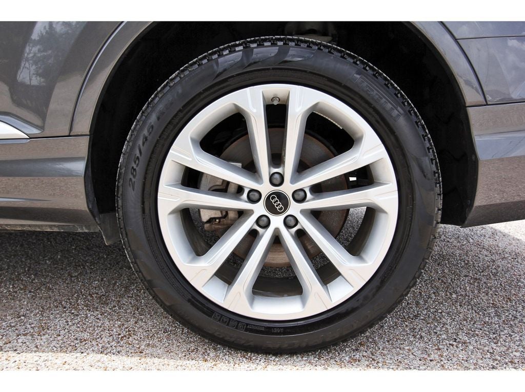 2025 Audi Q7 55 Premium Plus quattro