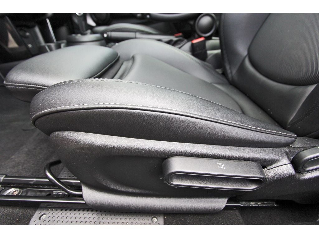 2022 MINI Cooper S Signature