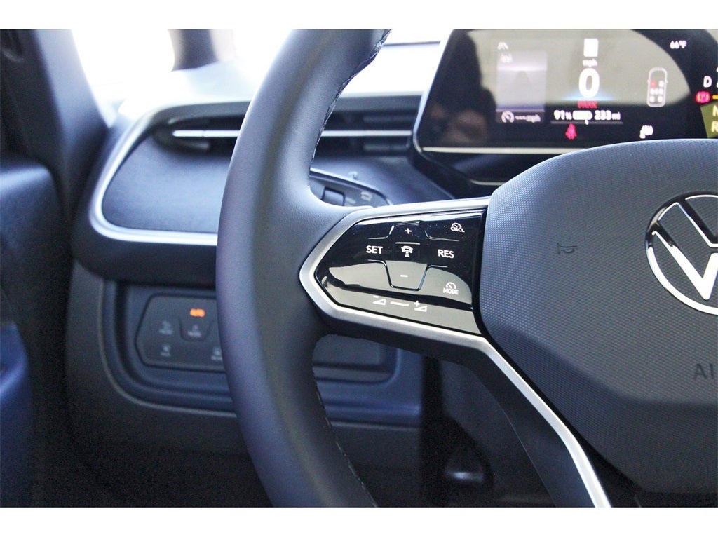 2025 Volkswagen ID. Buzz Pro S Plus