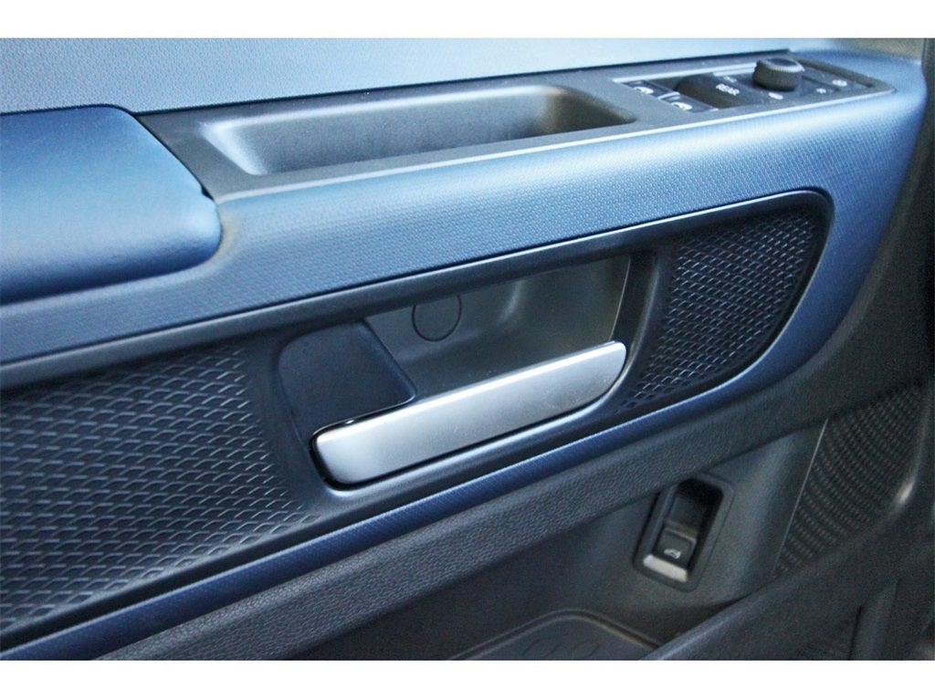 2025 Volkswagen ID. Buzz Pro S Plus