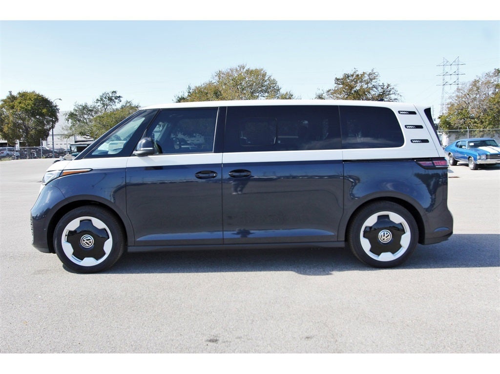 2025 Volkswagen ID. Buzz Pro S Plus