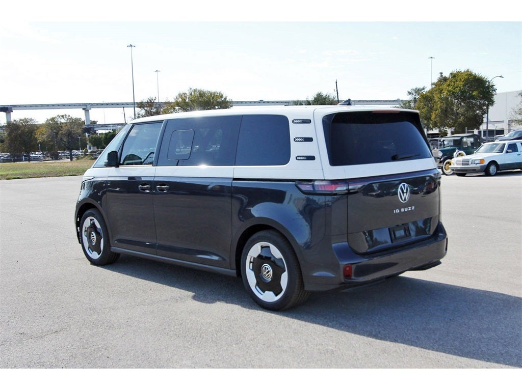 2025 Volkswagen ID. Buzz Pro S Plus