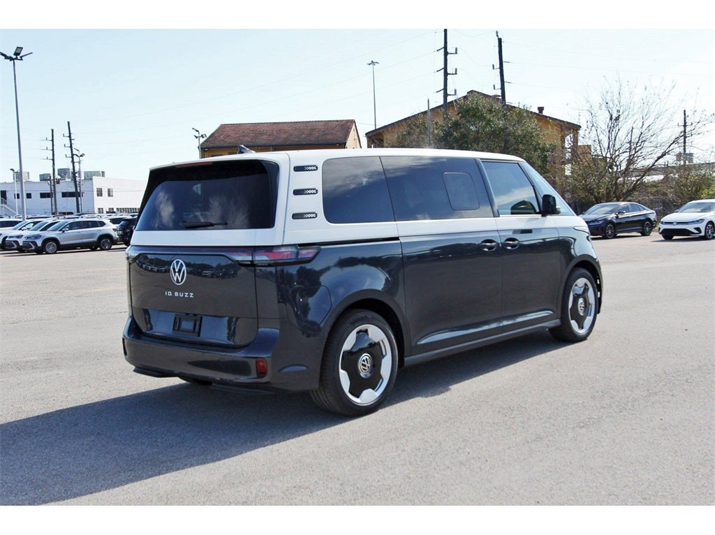 2025 Volkswagen ID. Buzz Pro S Plus