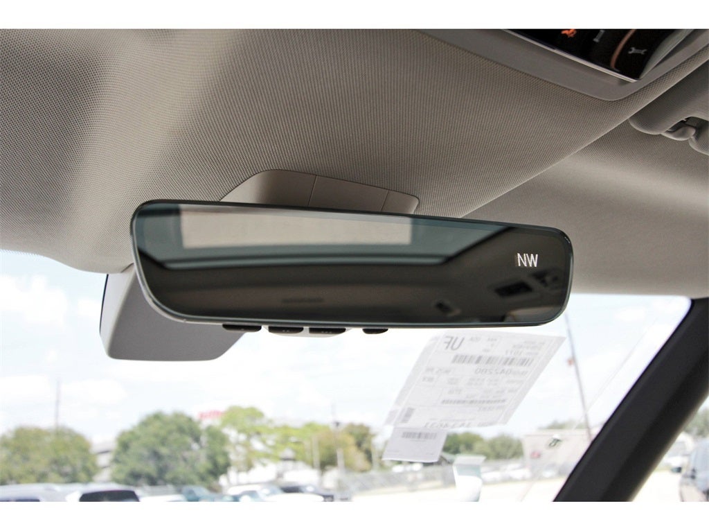 2025 Volkswagen ID. Buzz Pro S Plus