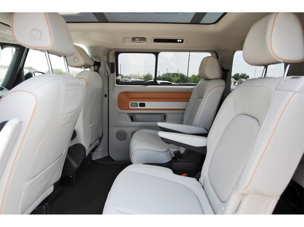 2025 Volkswagen ID. Buzz Pro S Plus