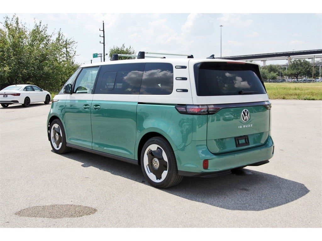 2025 Volkswagen ID. Buzz Pro S Plus