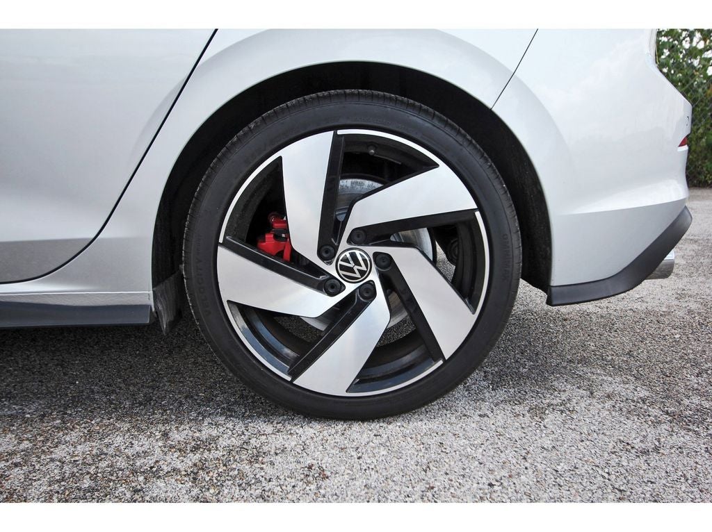 2022 Volkswagen Golf GTI 2.0T SE