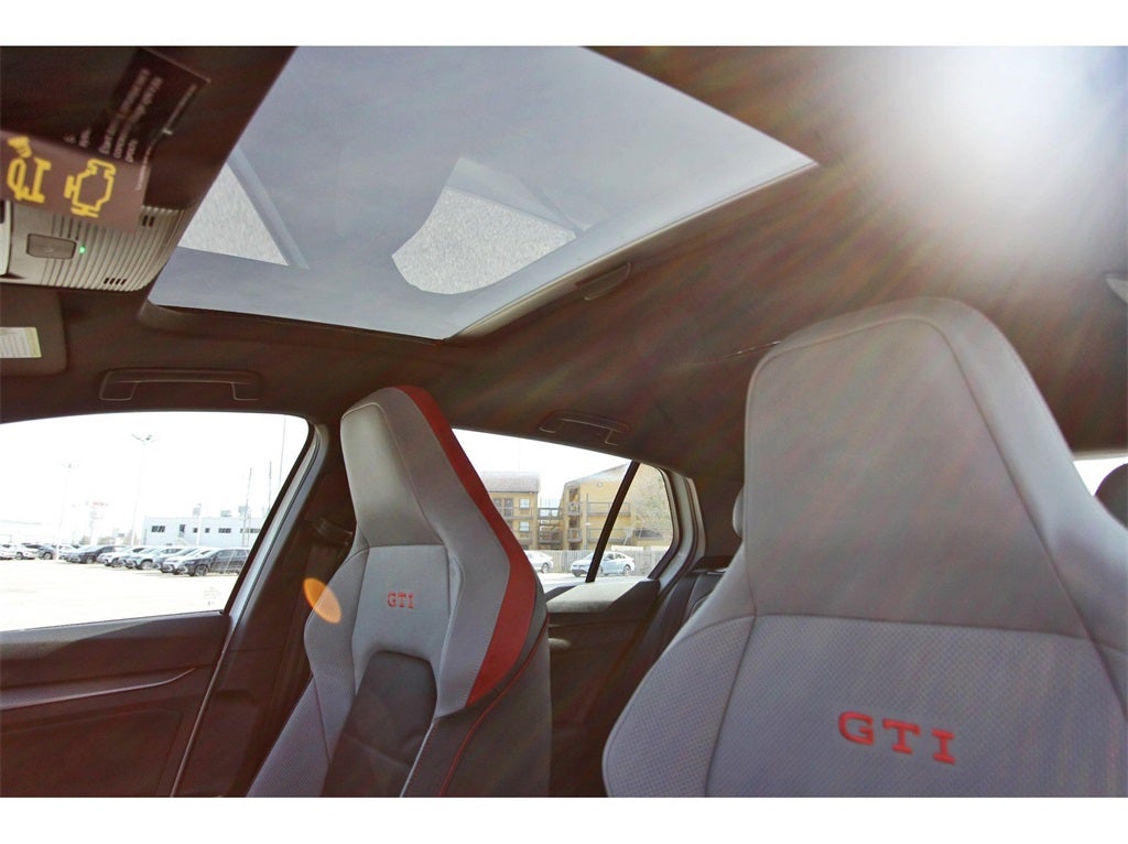 2026 Volkswagen Golf GTI 2.0T SE