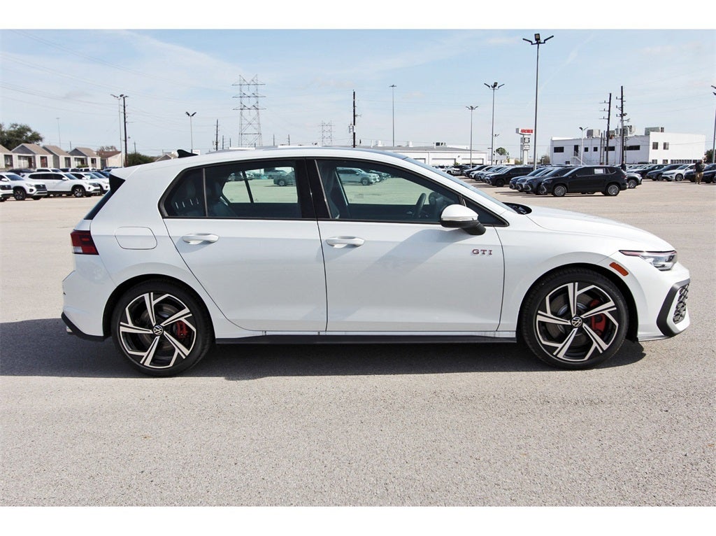 2026 Volkswagen Golf GTI 2.0T SE