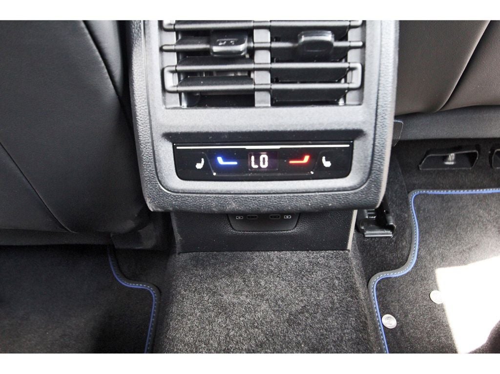 2026 Volkswagen Golf R 2.0T