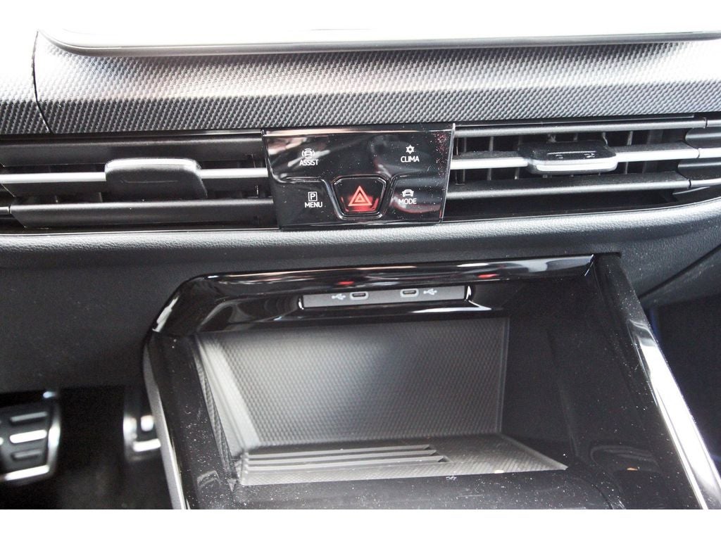 2026 Volkswagen Golf R 2.0T