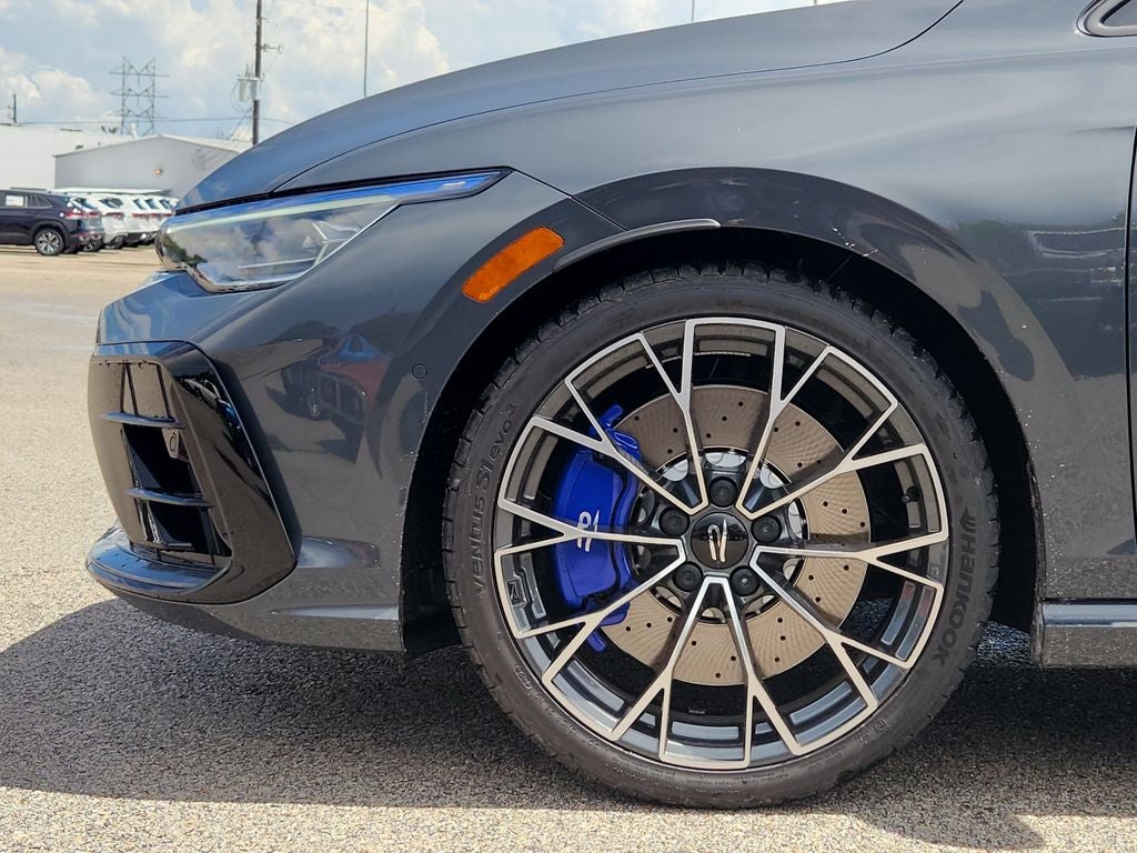 2026 Volkswagen Golf R Base