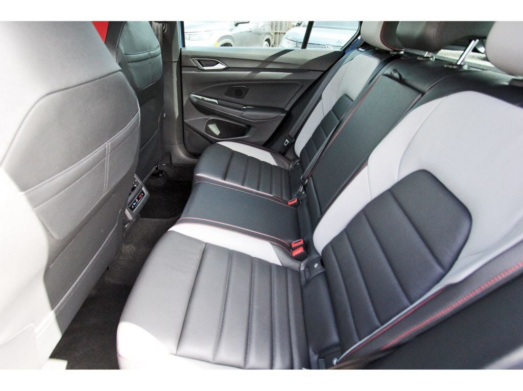 2026 Volkswagen Golf GTI Autobahn