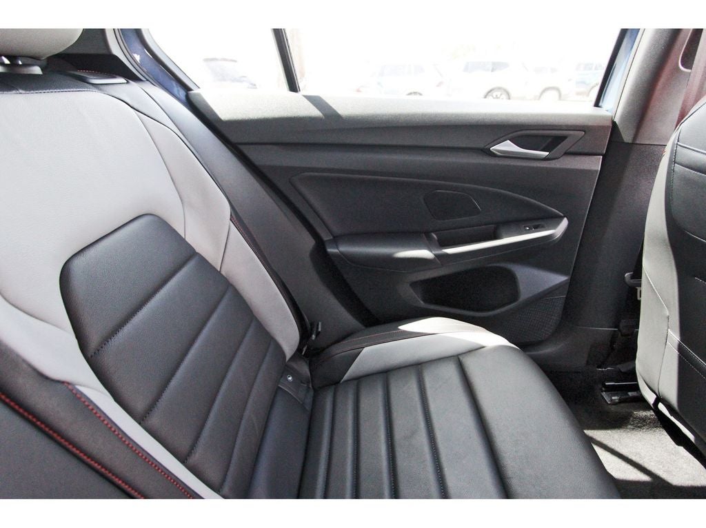 2026 Volkswagen Golf GTI Autobahn