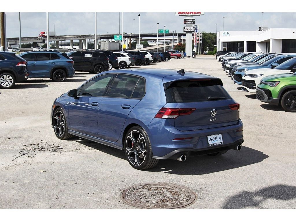 2026 Volkswagen Golf GTI Autobahn