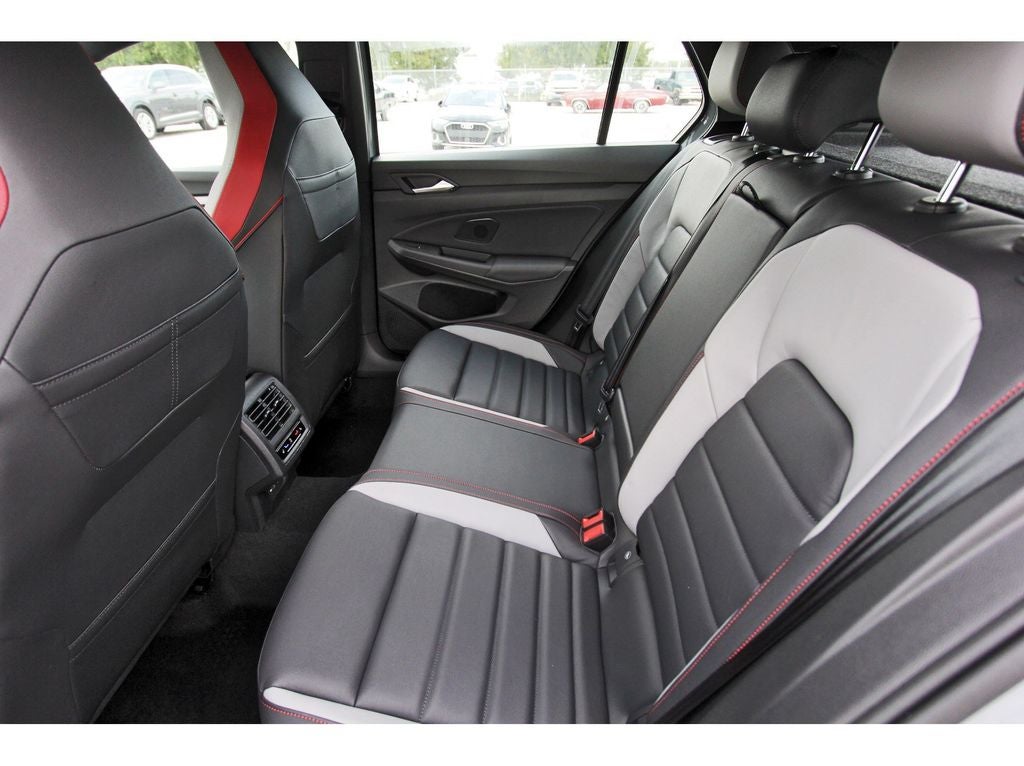 2026 Volkswagen Golf GTI Autobahn