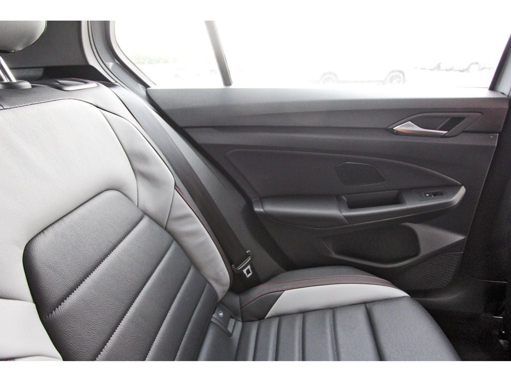 2026 Volkswagen Golf GTI Autobahn