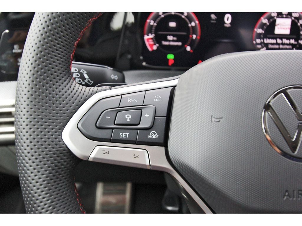 2026 Volkswagen Golf GTI Autobahn