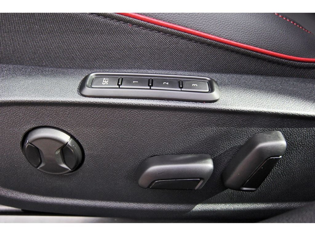 2026 Volkswagen Golf GTI Autobahn