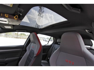 2026 Volkswagen Golf GTI Autobahn