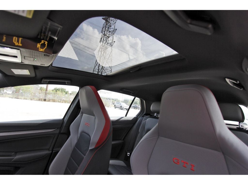 2026 Volkswagen Golf GTI Autobahn