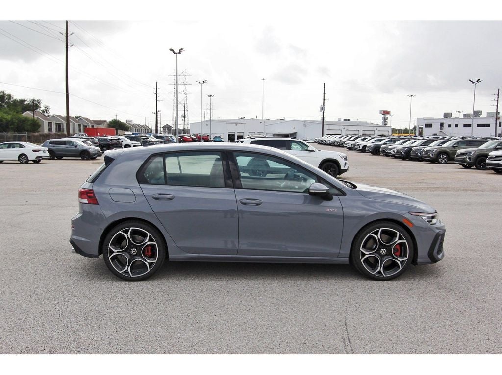2026 Volkswagen Golf GTI Autobahn