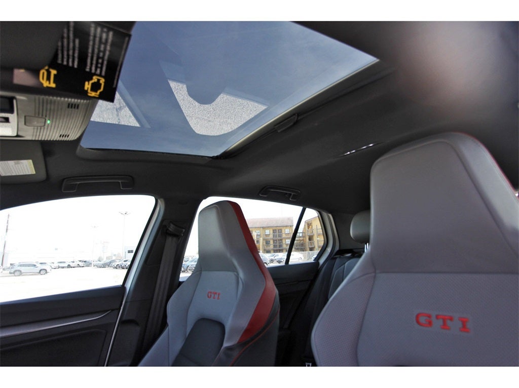 2026 Volkswagen Golf GTI Autobahn